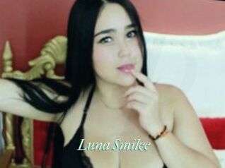 Luna_Smilee