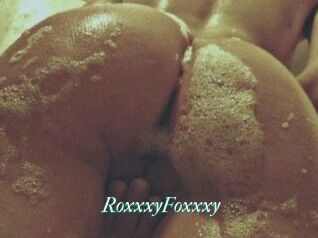 RoxxxyFoxxxy